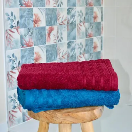 Oda ve Kahvaltı La Pichonniere 3*